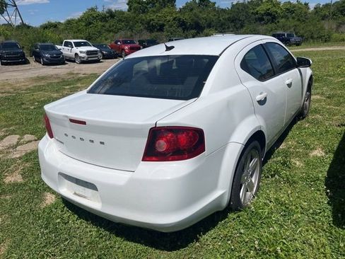 Used 2012 Dodge Avenger SXT FWD image 5