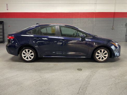 Used 2024 Toyota Corolla LE image 7