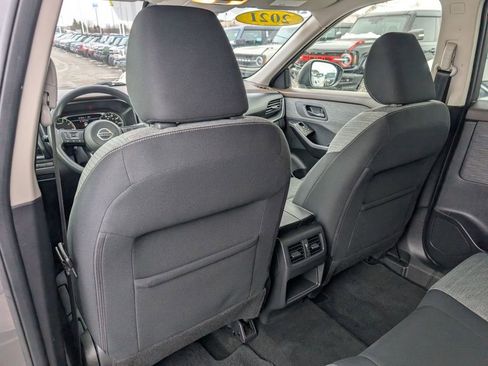 Used 2021 Nissan Rogue S image 40