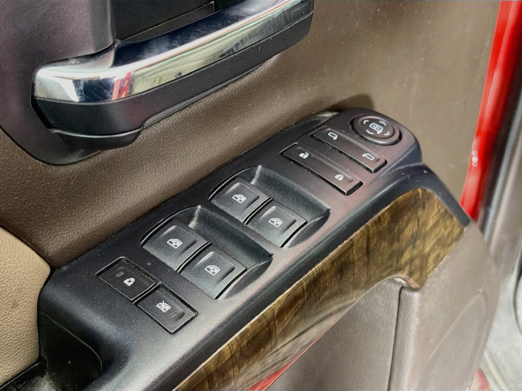 Used 2018 Chevrolet Silverado 1500 LT w/ Texas Edition RWD image 21