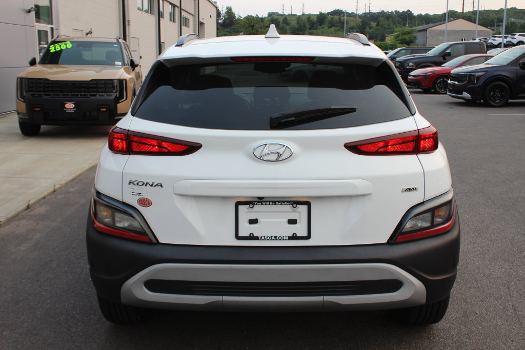 Used 2023 Hyundai Kona SEL w/ Cargo Package AWD/4WD image 27