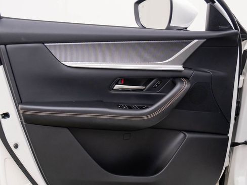 Used 2024 MAZDA CX-90 3.3 Turbo w/ Premium Plus Pkg image 13