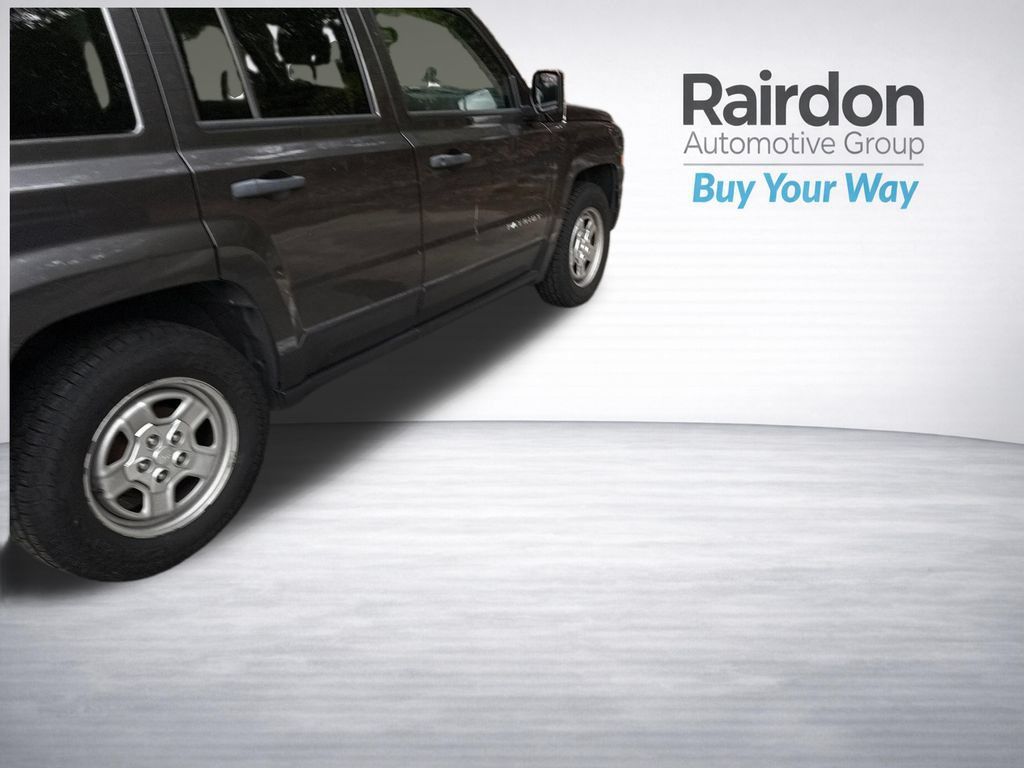 Used 2016 Jeep Patriot Sport FWD image 8