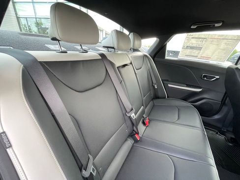 New 2026 Kia K4 GT-Line Turbo w/ GT-Line Sunroof Package FWD image 29