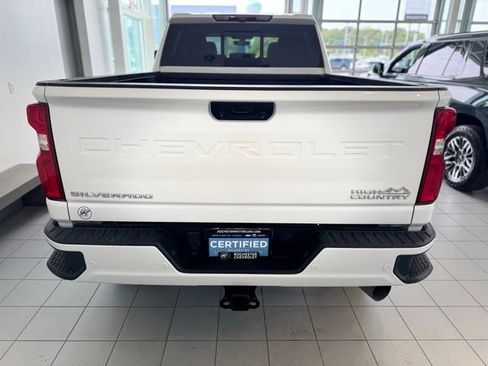 Certified 2022 Chevrolet Silverado 3500 High Country AWD/4WD image 38