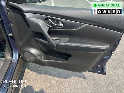 Used 2015 Nissan Rogue SL w/ SL Premium Package AWD/4WD image 19