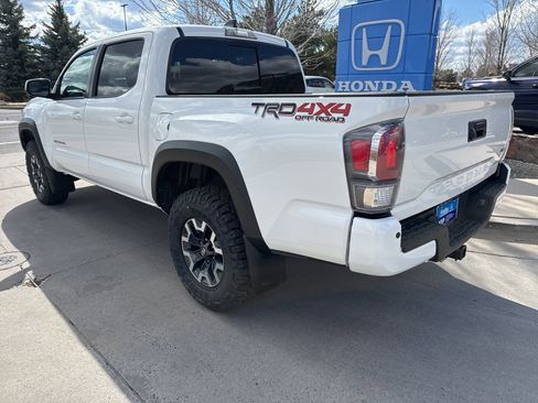 Used 2021 Toyota Tacoma TRD Off-Road w/ Technology Package image 9