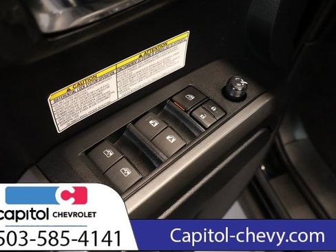 Used 2019 Toyota Tacoma TRD Off-Road w/ TRD Premium Off Road Package AWD/4WD image 12