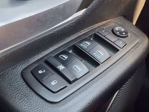 Used 2021 RAM 1500 Big Horn AWD/4WD image 10