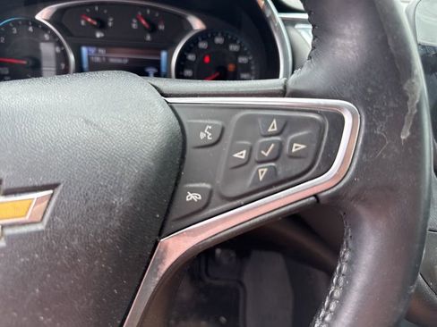 Used 2018 Chevrolet Malibu LT w/ Leather Package FWD image 13