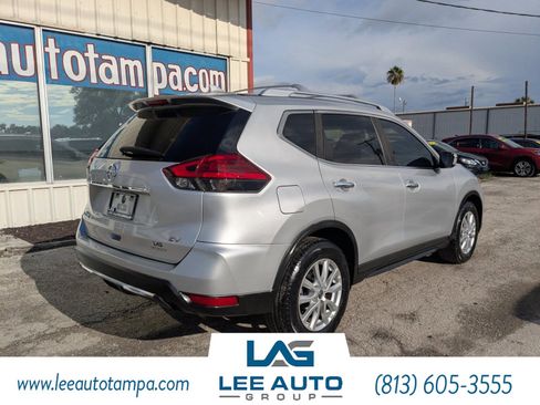 Used 2019 Nissan Rogue S image 4
