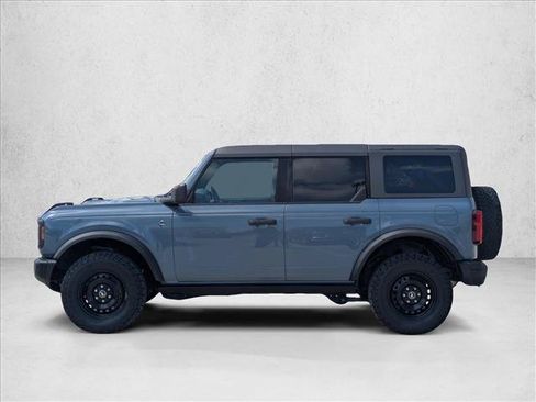 Used 2023 Ford Bronco Black Diamond AWD/4WD image 9