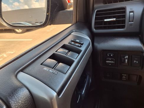 Used 2015 Toyota 4Runner Limited RWD image 11