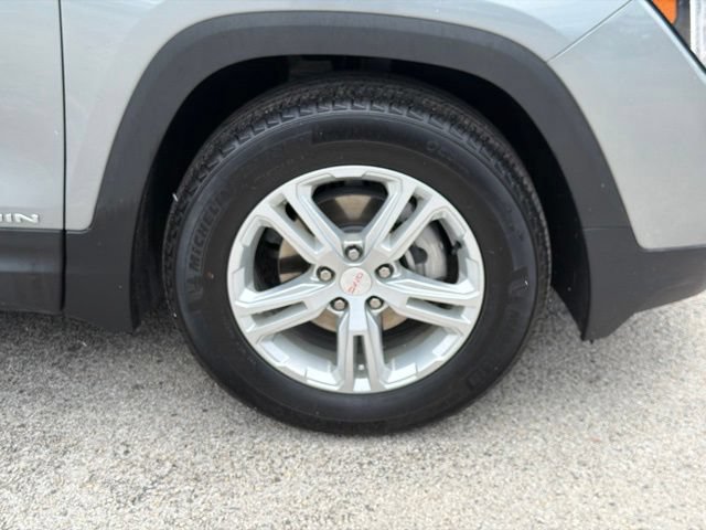 Used 2023 GMC Terrain SLE FWD image 11