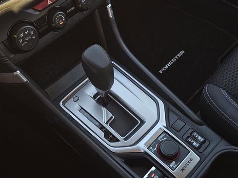 Certified 2023 Subaru Forester Premium image 15