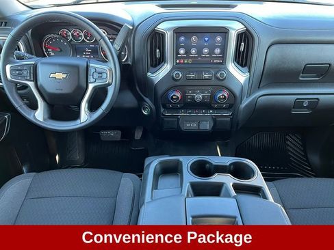 Used 2022 Chevrolet Silverado 1500 LT image 2