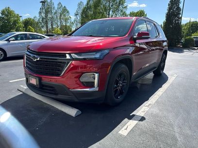 Used 2023 Chevrolet Traverse LT w/ Midnight/Sport Edition