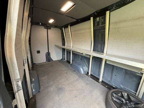 Used 2019 Mercedes-Benz Sprinter 170 image 15