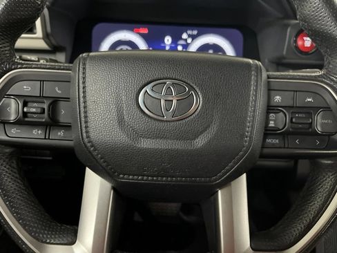 Used 2024 Toyota Tacoma TRD Off-Road AWD/4WD image 62