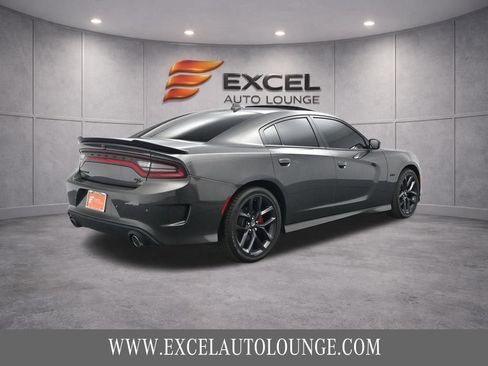 Used 2023 Dodge Charger R/T w/ Blacktop Package RWD image 9