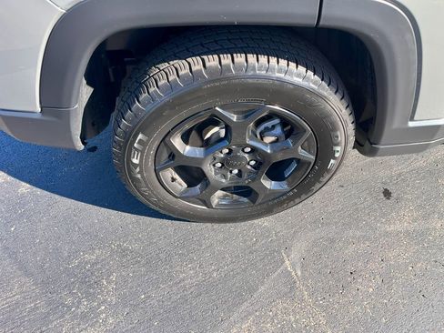 Used 2023 Jeep Compass Trailhawk w/ Trailhawk Convenience Group image 42