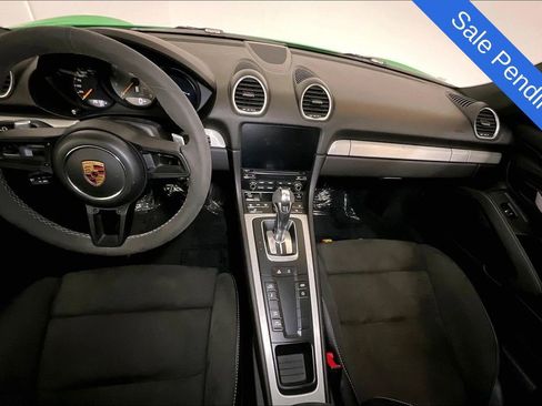 Used 2022 Porsche 718 Cayman GT4 RWD image 22