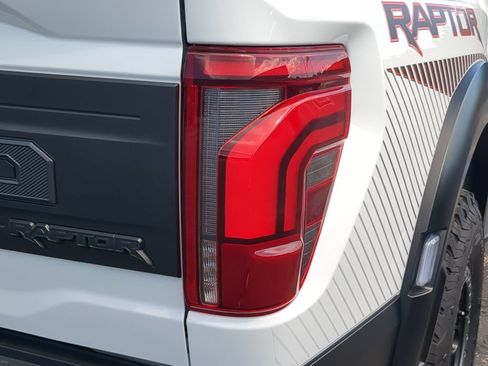 Used 2025 Ford F150 Raptor AWD/4WD image 8