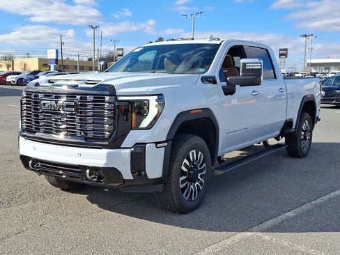 New 2026 GMC Sierra 2500 Denali Ultimate image 2