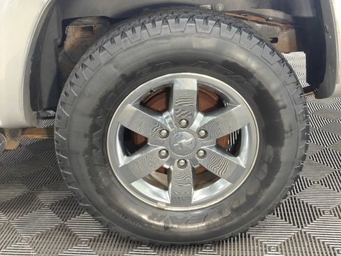 Used 2012 Chevrolet Colorado LT AWD/4WD image 8