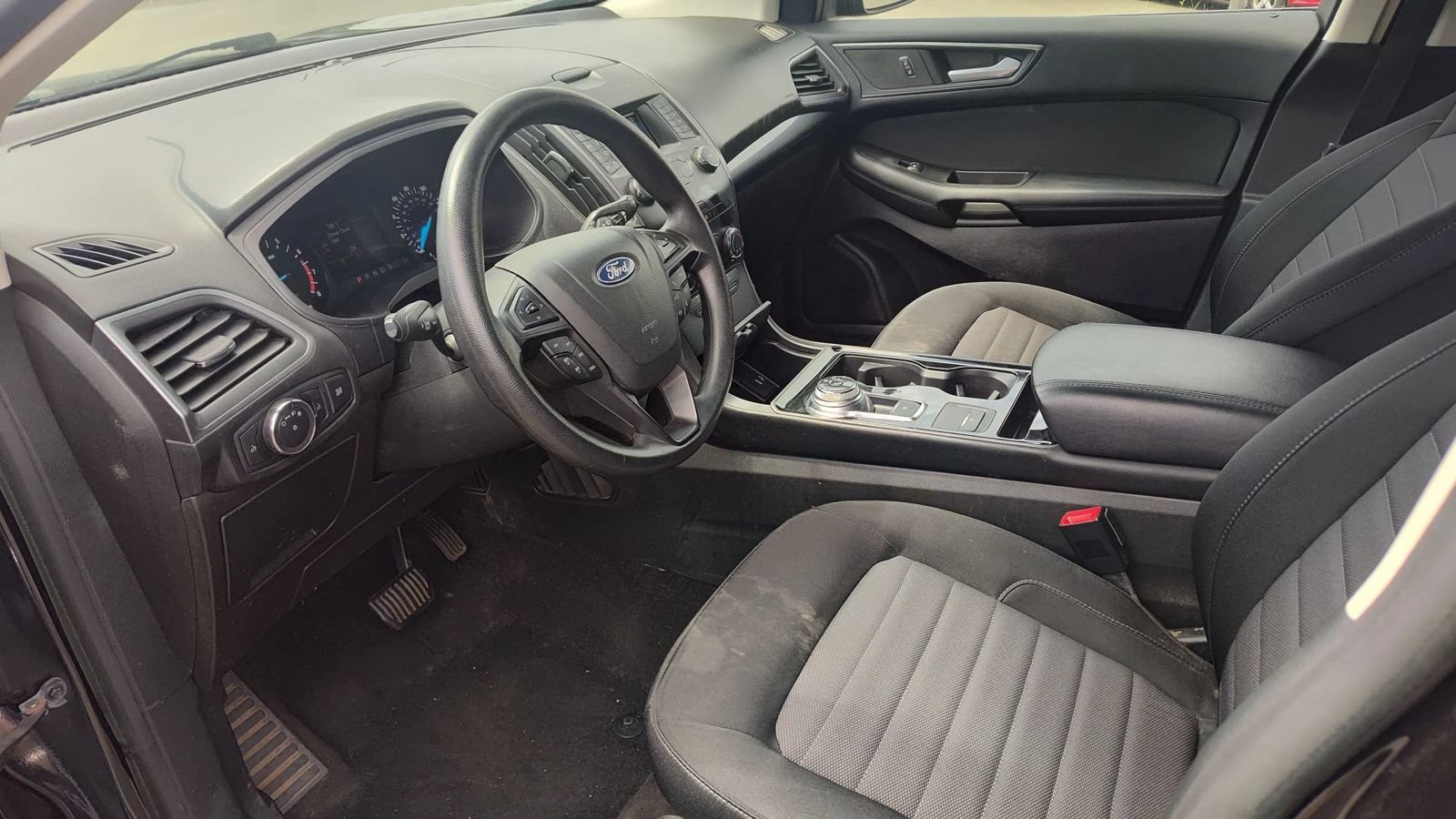 Used 2019 Ford Edge SE w/ SE Fleet Driver's Package AWD/4WD image 11
