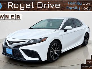 Used 2023 Toyota Camry SE video 1