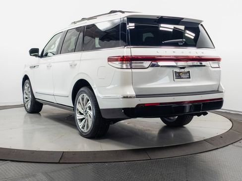 Used 2024 Lincoln Navigator Reserve AWD/4WD image 26