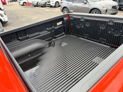 Certified 2025 Nissan Frontier PRO-4X AWD/4WD image 14