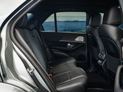 Used 2022 Mercedes-Benz GLE 450 4MATIC image 46