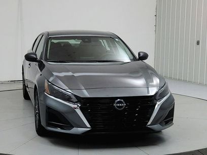 Used 2025 Nissan Altima 2.5 SV