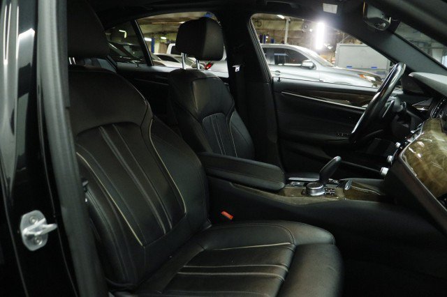 Used 2019 BMW 540i RWD image 23