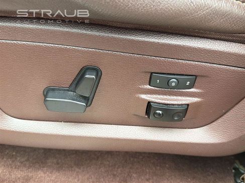 Used 2016 RAM 1500 Laramie Longhorn w/ Convenience Group AWD/4WD image 18