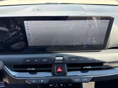 Certified 2025 Kia K4 GT-Line w/ GT-Line Sunroof Package FWD image 30