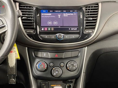 Used 2020 Chevrolet Trax LT image 27