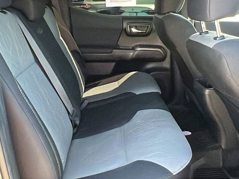 Used 2022 Toyota Tacoma 2WD Double Cab image 21