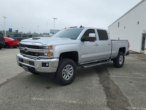 Used 2017 Chevrolet Silverado 2500 LTZ w/ Duramax Plus Package AWD/4WD image 3