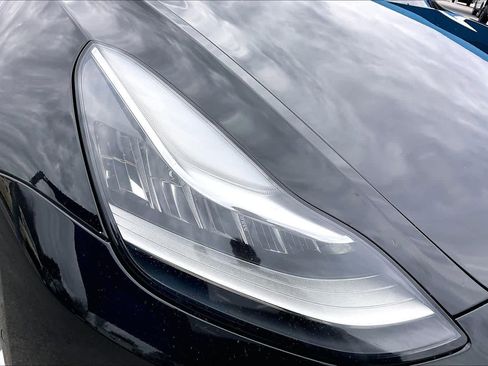 Used 2018 Tesla Model 3 Long Range image 27