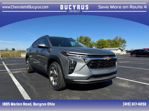New 2025 Chevrolet Trax LT w/ LT Convenience Package image 1