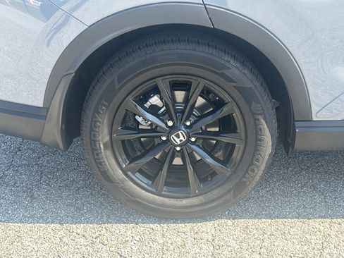 Used 2025 Honda CR-V Sport image 17