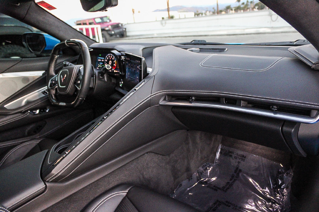 Used 2024 Chevrolet Corvette Z06 RWD image 13