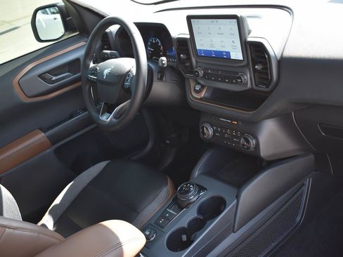 Used 2024 Ford Bronco Sport Outer Banks AWD/4WD image 13