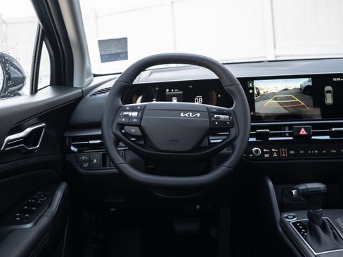 New 2026 Kia Sportage EX image 12