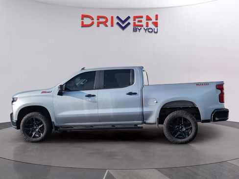 Used 2022 Chevrolet Silverado 1500 LT Trail Boss AWD/4WD image 2