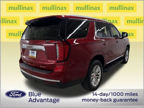 Used 2023 GMC Yukon SLT w/ SLT Premium Package RWD image 3
