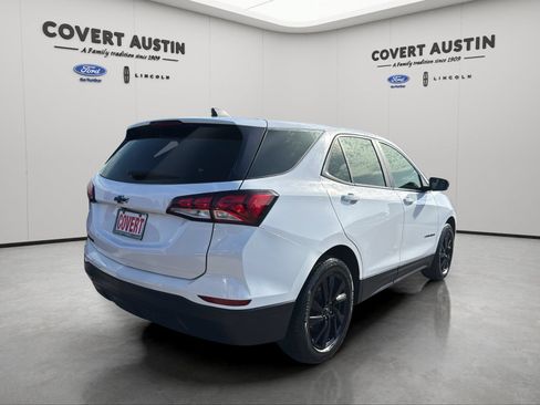 Used 2024 Chevrolet Equinox LS w/ LS Convenience Package FWD image 6